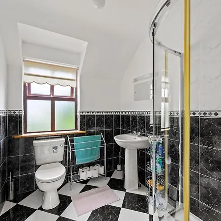 Large Spacious In * Killarney